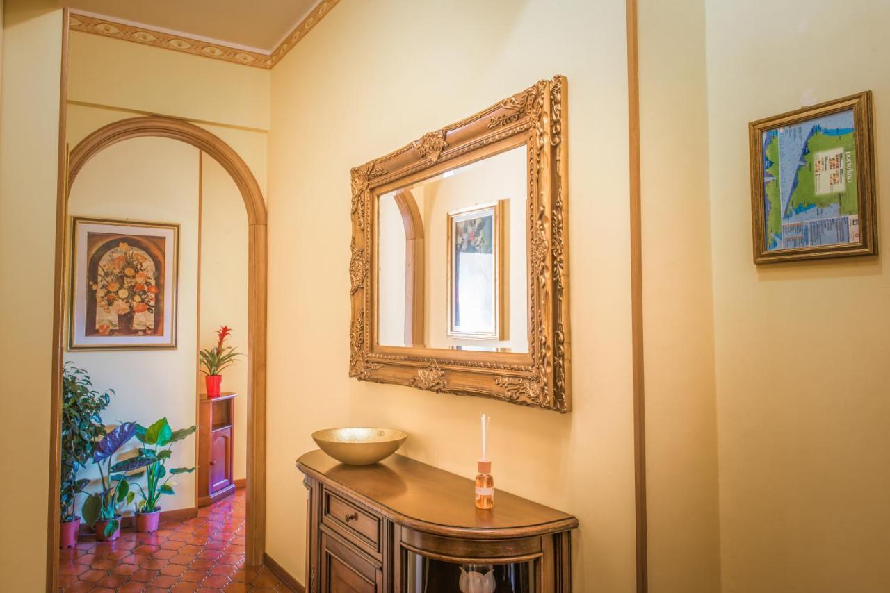 Mari E Monti Appartamento In Centro Rapallo Kültér fotó